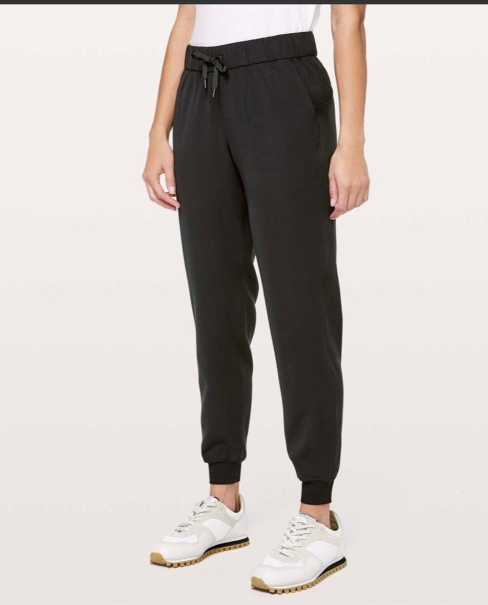 Lululemon On The Fly Jogger Pants Black Size 2 | Lightweight Travel Athleisure